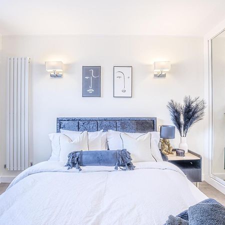 West Residence بروملي المظهر الخارجي الصورة
