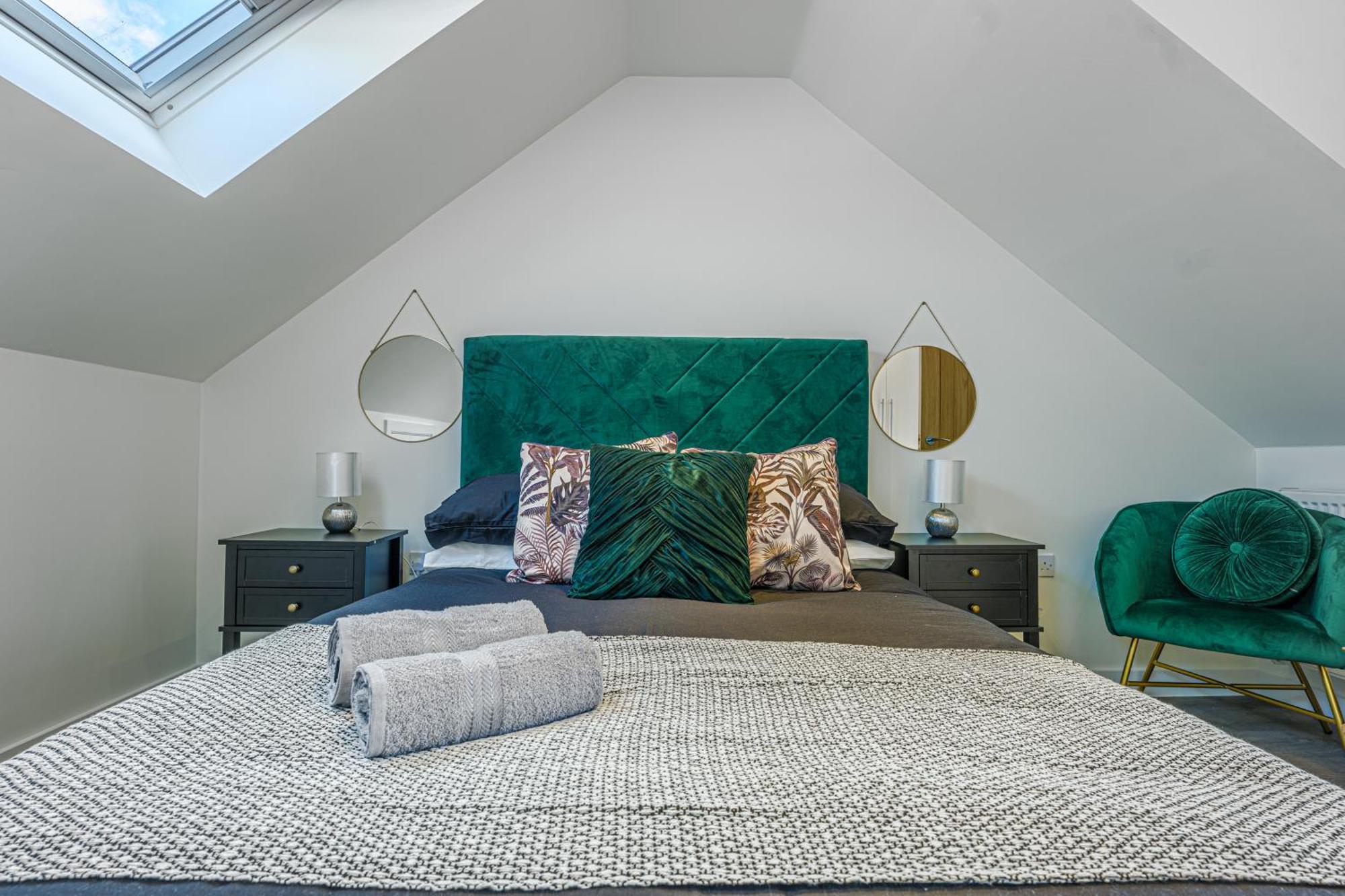 West Residence بروملي المظهر الخارجي الصورة