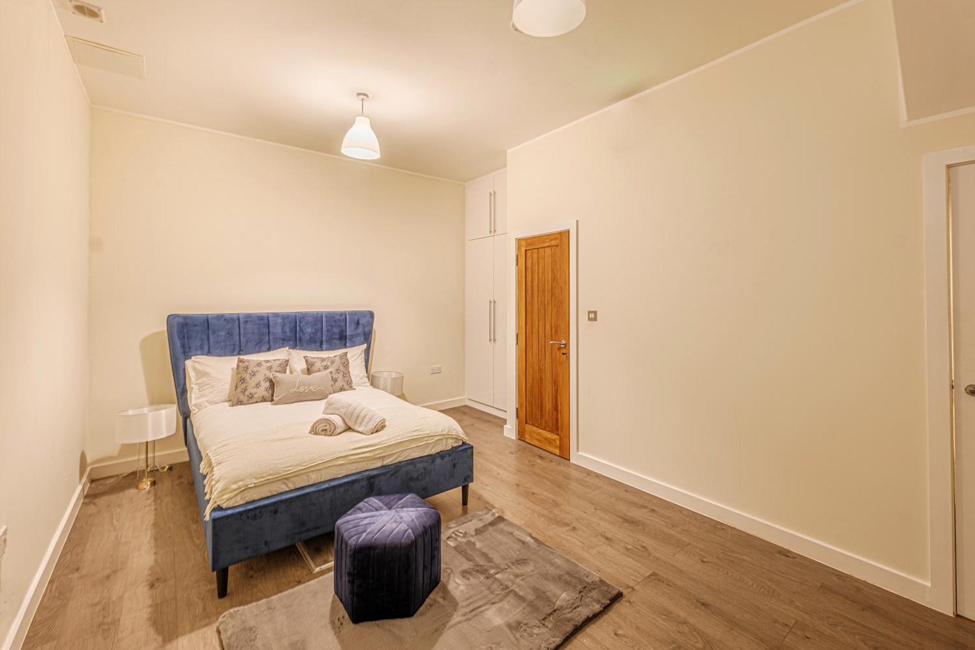 West Residence بروملي المظهر الخارجي الصورة