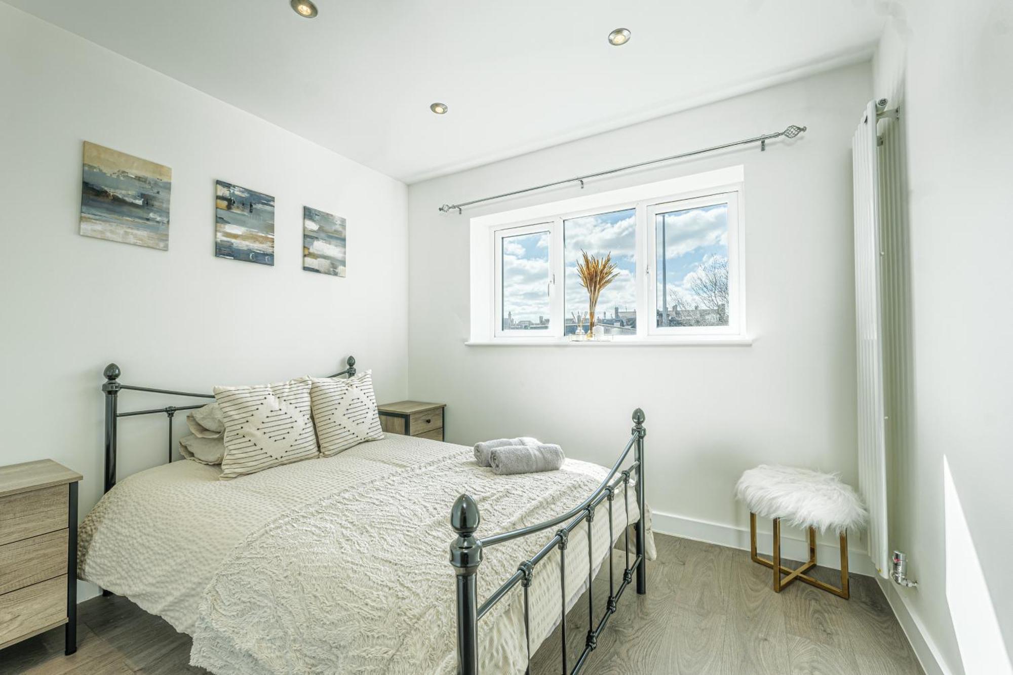 West Residence بروملي المظهر الخارجي الصورة